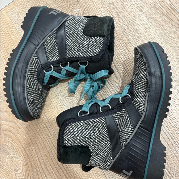 Sorel Tivoli II Herringbone Waterproof Winter Boots Women’s 6 Black Grey - Picture 8 of 12